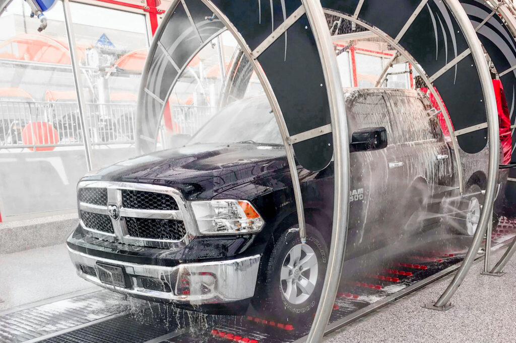 Why Does Touchless Car Wash Not Clean?